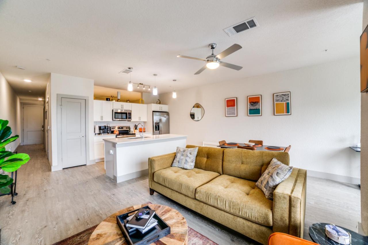 Downtown Apartment With Riverwalk Views Free Parking Pet Friendly Centrally Located On The Riverwalk San Antonio Extérieur photo